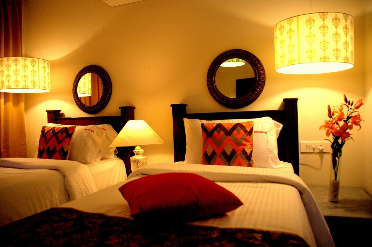 Hotel Villa Highnest - Oragadam -Sriperumbudur Екстер'єр фото