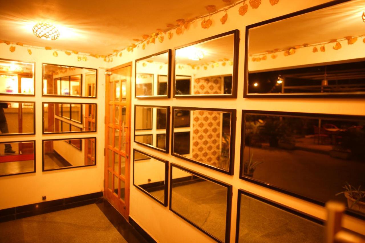 Hotel Villa Highnest - Oragadam -Sriperumbudur Екстер'єр фото